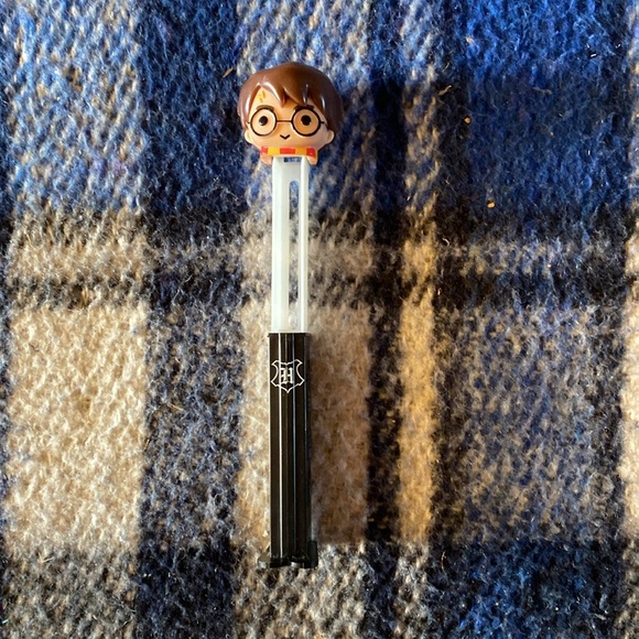 Harry Potter PEZ dispenser. OS. - Picture 9 of 11
